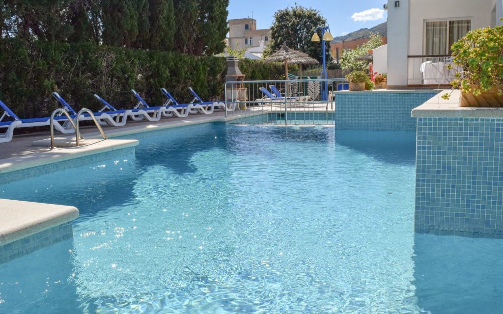 18-SMALLER-Swmming-Pool-View-from-Terrace-DSC_1532-copy