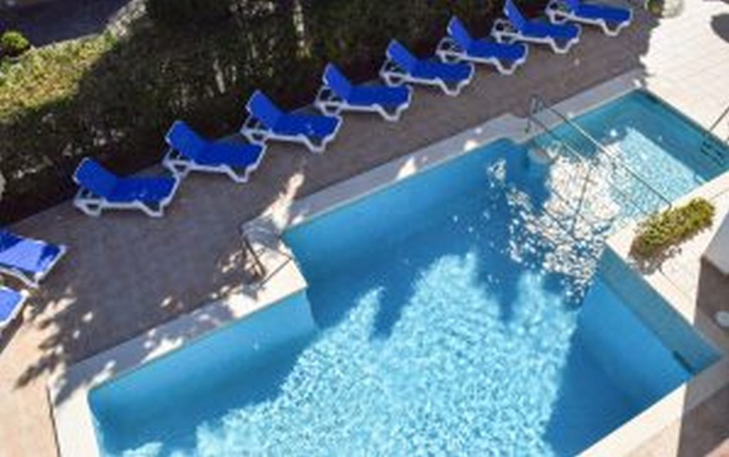 3-SMALLER-Swiming-Pool-View-Apt-202n-Villa-Alexia-DSC_1517-300x188 copy 2