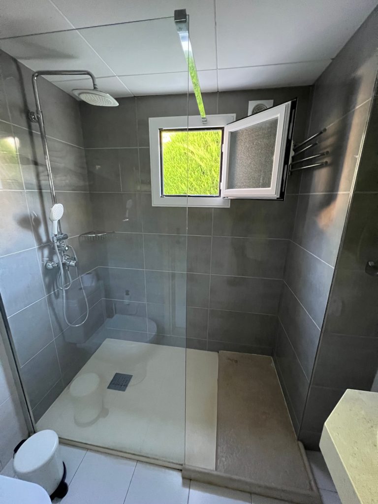 IMG_0197 BANO GOOGLE 7 copy